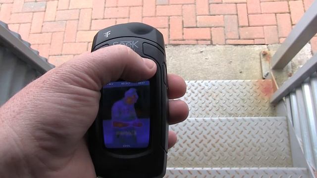 Seek Reveal XR Hand Held Thermal Imaging - Amy talks about this new kit on Scott Country stand. смотреть онлайн