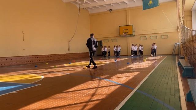 Урок физической культуры