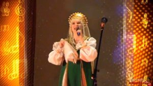 Поёт Наталия Каширина  (Я с тобой гуляла, ай ай ай)