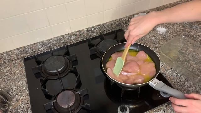 Филе индейки с яйцом. Мариновать в яйце??? ДА! Индейка становится очень мягкой и сочной.