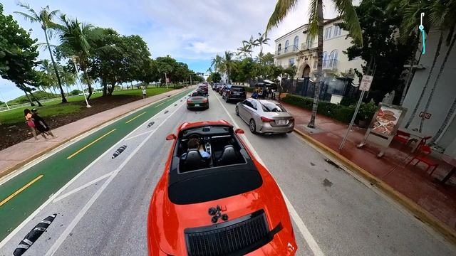 Двойное Шоу Porsche: Завораживающая Поездка по Ocean Drive в Майами