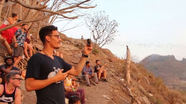 Visiting Battambang, Cambodia смотреть онлайн