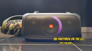JBL Boombox 2 vs JBL Partybox on the Go sound battle