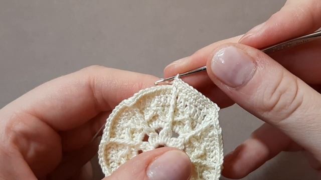 Рельефная салфетка крючком IMPRESSIVE. Мастер - класс часть 1.