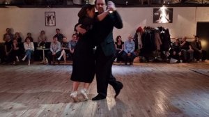 Aline DE LUCA et Alexis RODRIGUEZ - Pugliese - Mentira - Lyon milonga la Cachila