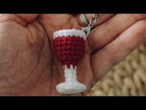 Б - бокал. мастер-класс по вязанию крючком бокала. Амигуруми брелок