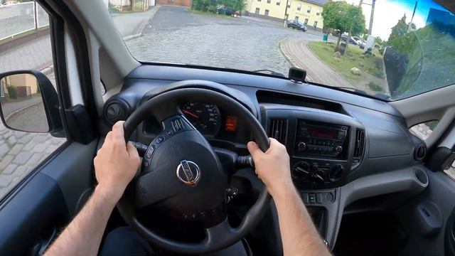 Тест Драйв Ниссан НВ200(1.5 89л.с.)обзор/дизайн/вождение/интерьер/экстерьер смотреть онлайн