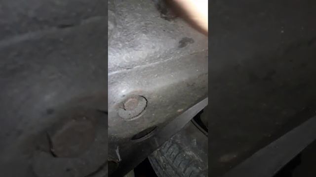 Como sacar  el taco de la caja   de ford escort смотреть онлайн