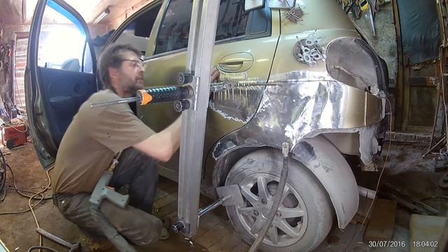 Продолжение ремонта крыла и двери Дэу Матиз  Шестая часть