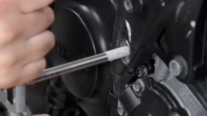 Восстановление Резьбы в Двигателе   Thread Repair in Engine