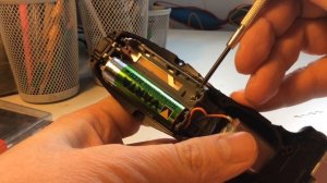 Замена аккумуляторов в электро бритве Panasonic - how to change batteries in  electric shaver