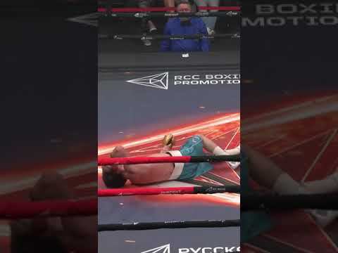 Отключился после бокового удара | Невероятная концовка поединка