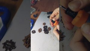 Серьги из маньчжурского ореха своими руками. DIY