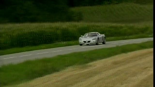 Richard Hammond Reviews The Vauxhall VX220