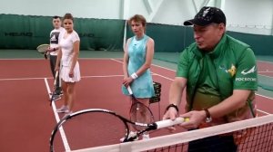 Как научиться играть в теннис?