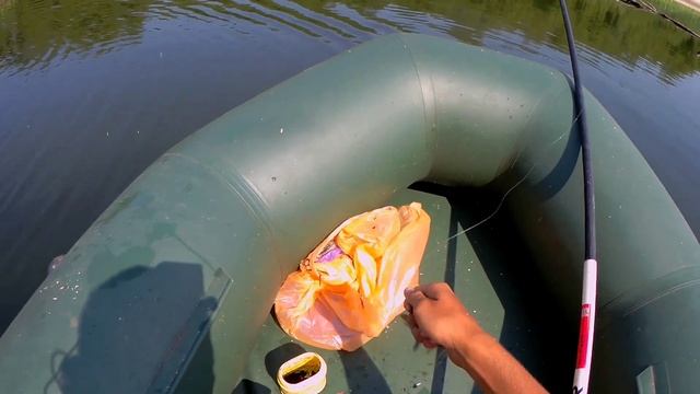 КАКИЕ ЖЕ ТУТ КАБАНЫ! Рыбалка в грозу. Ловля плотвы и густеры на поплавок. смотреть онлайн