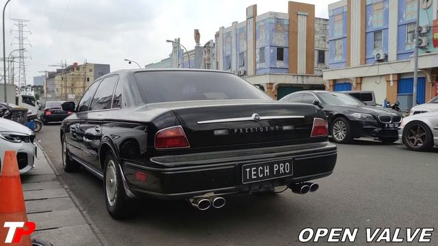 Nissan President With TECHPRO Valvetronic Exhaust