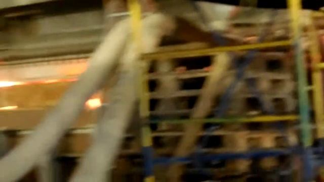 Каспийский завод листового стекла. Подача стеклобоя в Печь смотреть онлайн