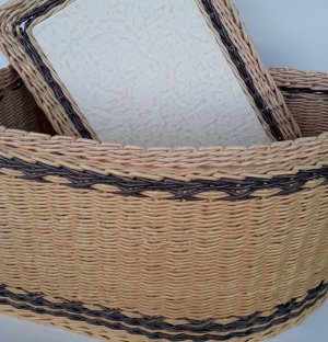 Угловой короб из бумажной лозы