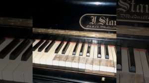 Merry Go Round of Life (Old Piano)