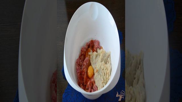 Шашлык из мясного фарша и шампиньонов