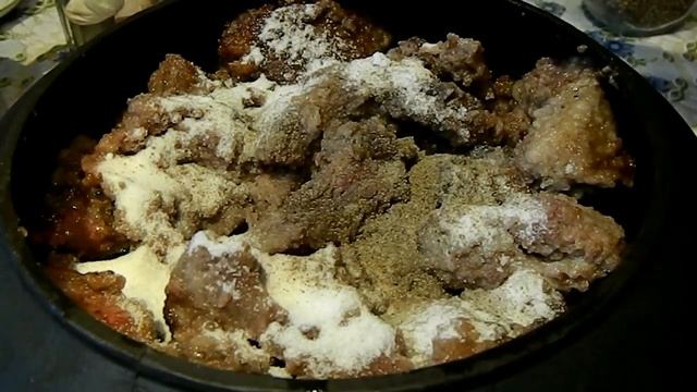 ВКУСНАЯ НЕЖНАЯ МЯГКАЯ ГОВЯДИНА В СОУСЕ МЯСО ТОМЛЕНОЕ В ДУХОВКЕ В ЧУГУНКЕ КАК ПРИГОТОВИТЬ РЕЦЕПТ смотреть онлайн