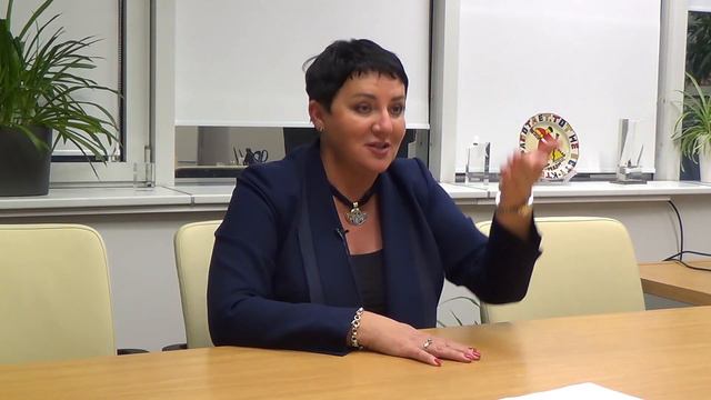 Марина Велданова: "За месяц в INSEAD я отправила домой 60 кг бизнес-книг"