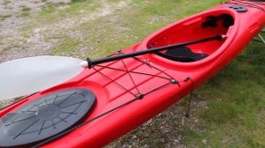 Liker kayak 4.5m single seat sea kayak with low deck design, easy to do eskimo rolling