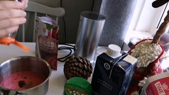 Готовим розовый латте? При дефиците железа. Исцеляющая кофейня дома ?☕? смотреть онлайн