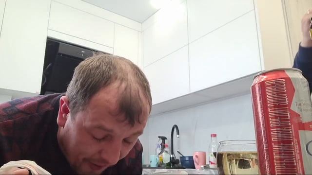 ДИМАН ПОПРОБОВАЛ САМЫЙ ОСТРЫЙ В МИРЕ ПЕРЕЦ CAROLINA REAPER, КОТОРЫЙ СОДЕРЖИТ В СЕБЕ 2,2 млн СКОВИЛЛ смотреть онлайн