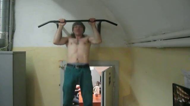 15 с половиной подтягиваний ( пока ) смотреть онлайн