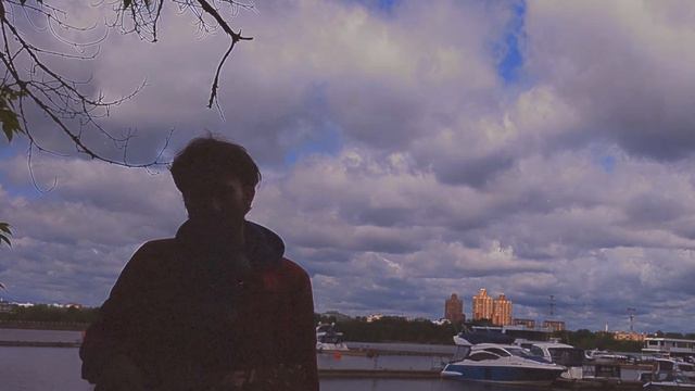 бесполезно смотреть онлайн