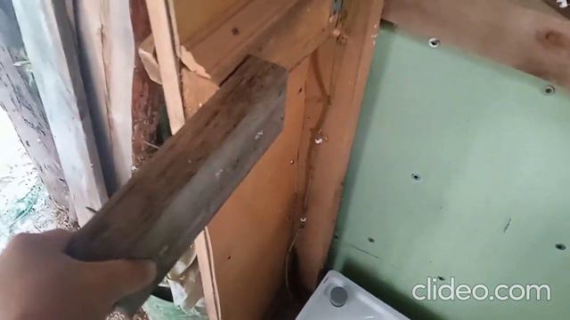 Грибы из Леса, Закончил Дымоход из Сэндвич трубы. И Угловая Раковина  с водой в Дачном Туалете