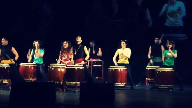 японская музыка на барабанах смотреть онлайн