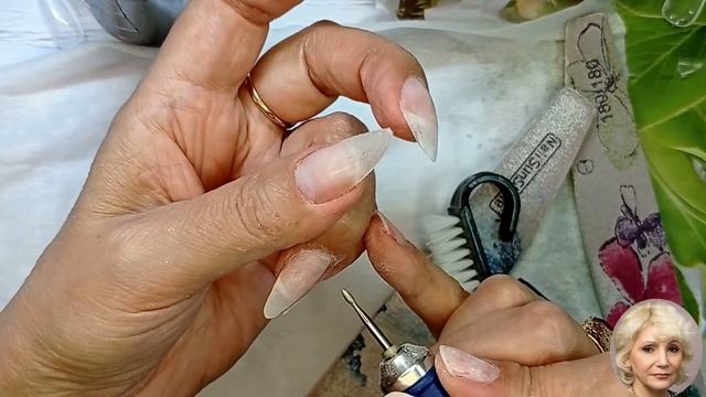 Сама себе мастер.  Наращивание на верхние формы "миндаль" + дизайн "пять в одном"