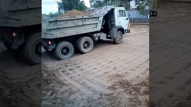 Трамбуем участок. смотреть онлайн