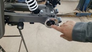 Регулировка натяжения цепи на квадроцикле Mikilon Hammer 125.