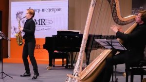 Вероника Кожухарова ( саксофон) Александр Болдачев ( арфа) - "Улетай на крыльях ветра"