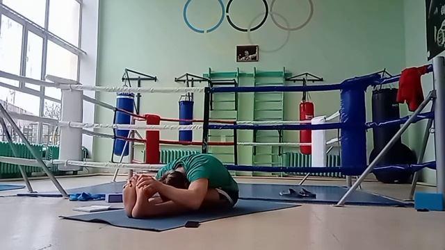 Гимнастика // Утро // Наклоны смотреть онлайн