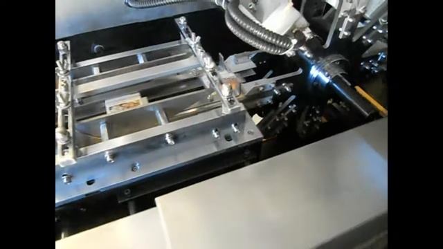 ?Целлофонатор для обертывания картонных коробок пленкой Minipress.ru смотреть онлайн