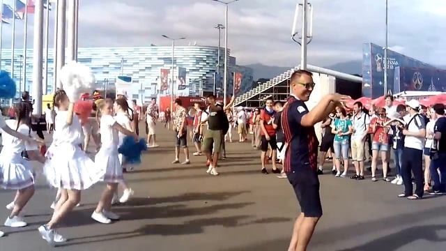 Танцуют все! Перед матчем в Олимпарке Сочи смотреть онлайн