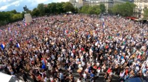 Huge Protest in Central Paris France Against Covid Restrictions and Vaccine Passport (2021.07.24)