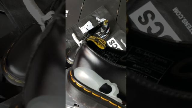 кроссовки DR MARTENS 1461 MASTERMIND WORLD X BAPE смотреть онлайн