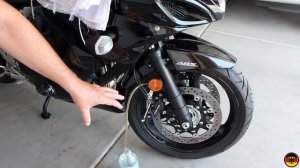 Suzuki GSX1250FA Front Brake Fluid Change