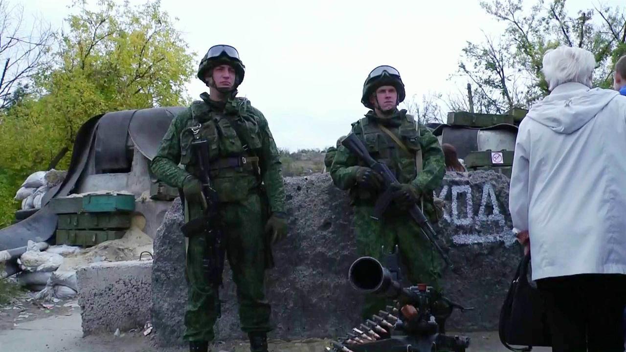 Ополченцы и силовики завершили отвод вооруженных отрядов у села Петровское на Донбассе