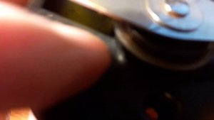 Разболтанная втулка кофемолки Kitfort KT-1329