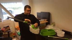 Обзор швабры с отжимом