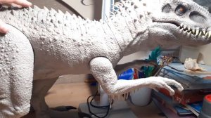 обзор игрушки индоминус Рекс колоссальный