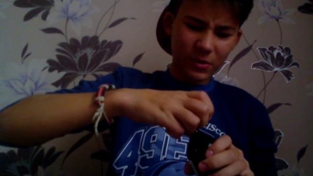 2 Лайфхака как отбелить зубы:)