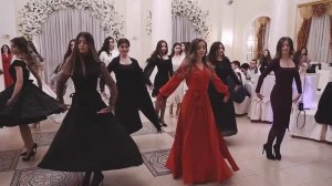 Черкесский (адыгский) танец Лъапэрисэ (Девушки Кабардино-Балкарии, часть 1)